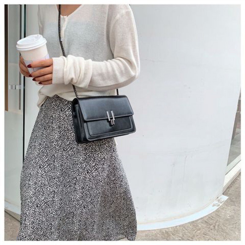 Designer Bag 2025 Luxury Bag, New Trendy Women's Bag, Fashionable Shoulder Bag, Handbag, Crossbody Bag, Versatile Evening Small Square Bag