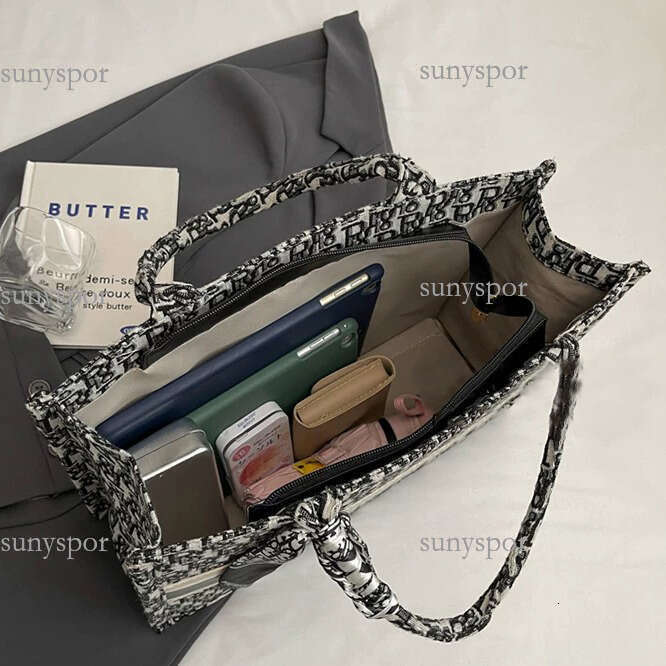 Designer Tote Shoulder Letters Embroidered Handbags Saddle High Quality Women's Wallets HandBags Crossbody Bags