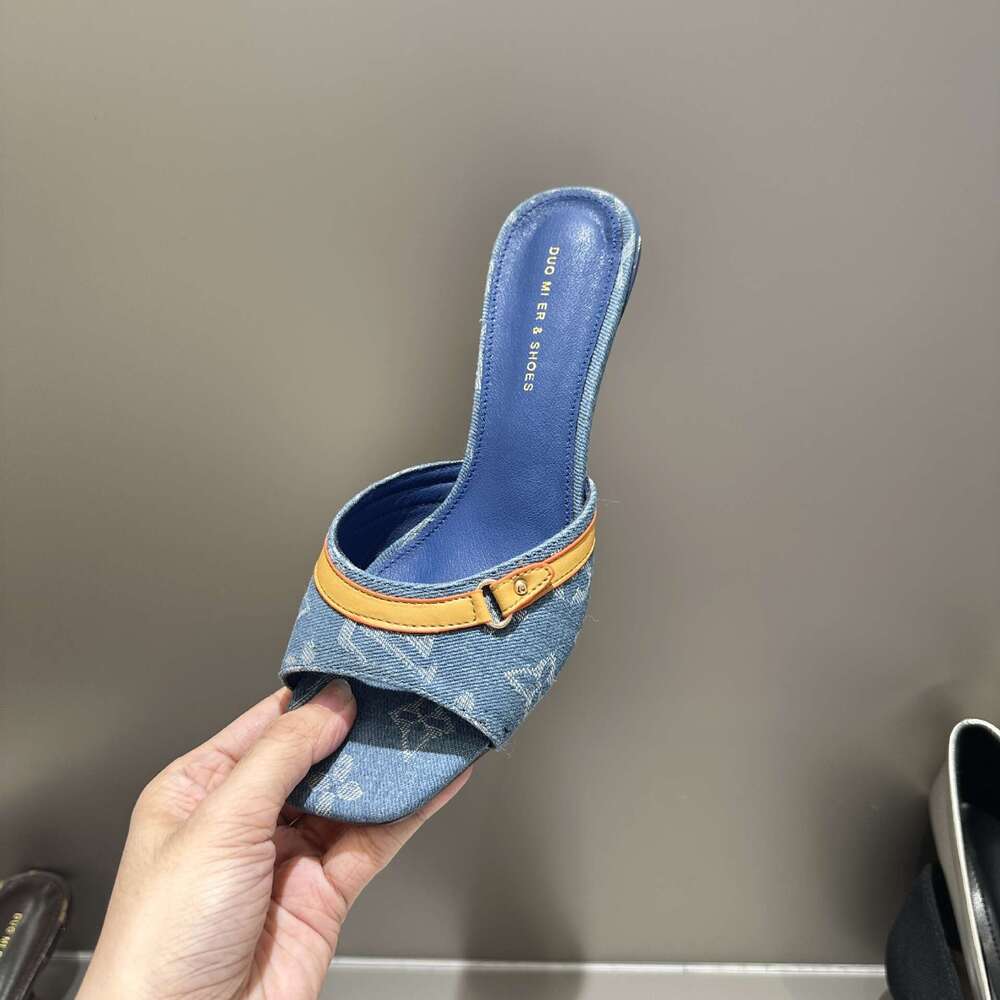 Designer shoe 2025 Summer New European Style Versatile Denim Cat Fashion Thin Heel Slip-On Slippers