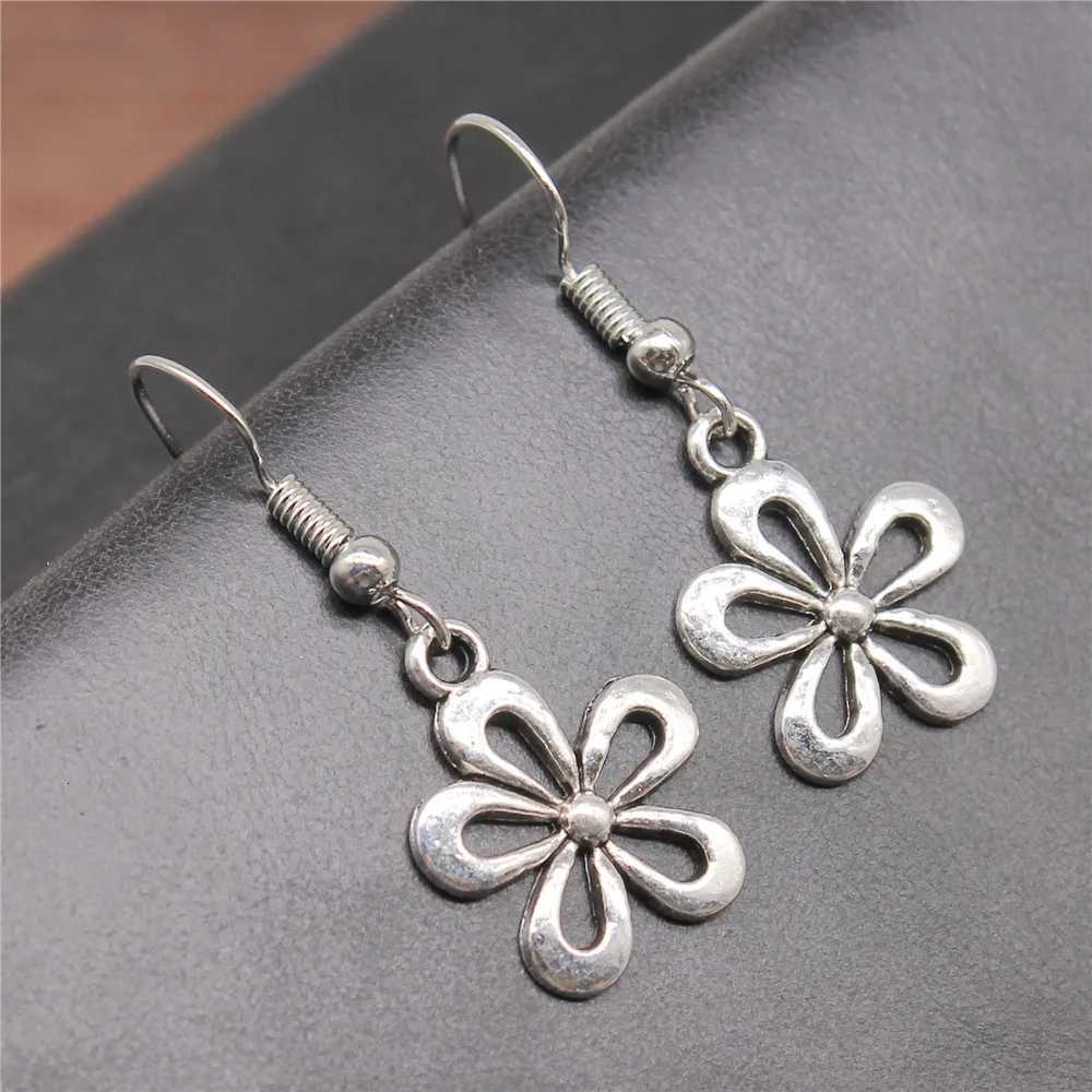 Fashion Handmade Simple Design Antique Silver Color Chrysanthemum Flower Daisy Pendant Earrings Drop Earrings Y250812
