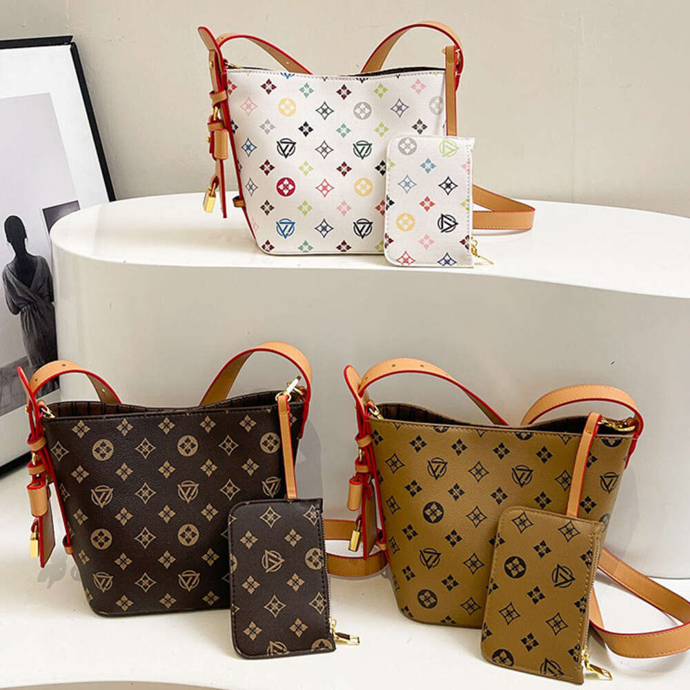 2025 pretty Evening Bags Fashion Small Bucket Bag Ladies Beige Yellow Shoulder Casual Messenger Mini Handbag beautiful Solid Color Mobile Phone Party