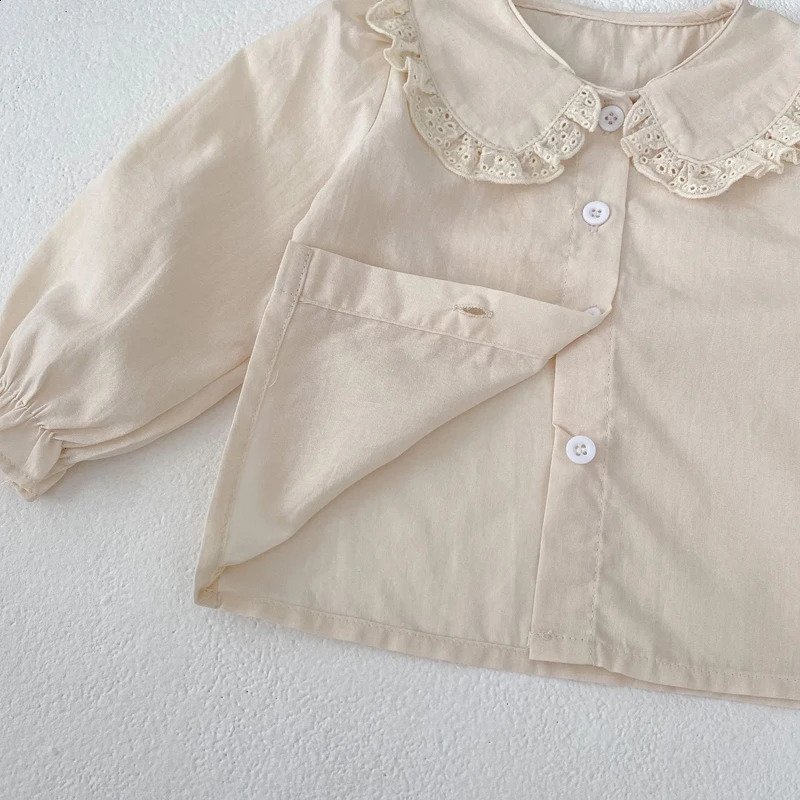 Spring and Autumn Baby Clothing 03 Year Old Female Black Ear Edge Doll Neck Top 250812