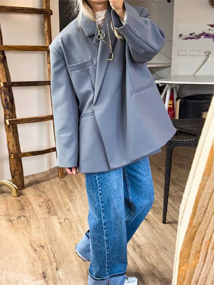 Elegant Womens Oversized Lapel Blazer 2025 Spring Fall Long Sleeve Fashion Jacket Chic Casual Daily Streetwear Loose Outerwear Z250813