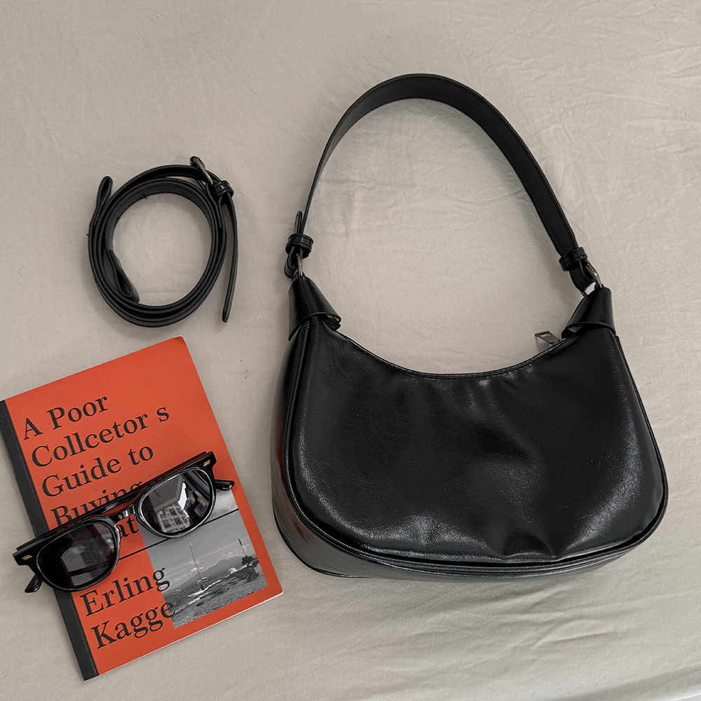 Niche Underarm for Women, Fashionable Single Shoulder Soft Leather Commuter Versatile Crossbody PU Crescent Bag ddmymarket