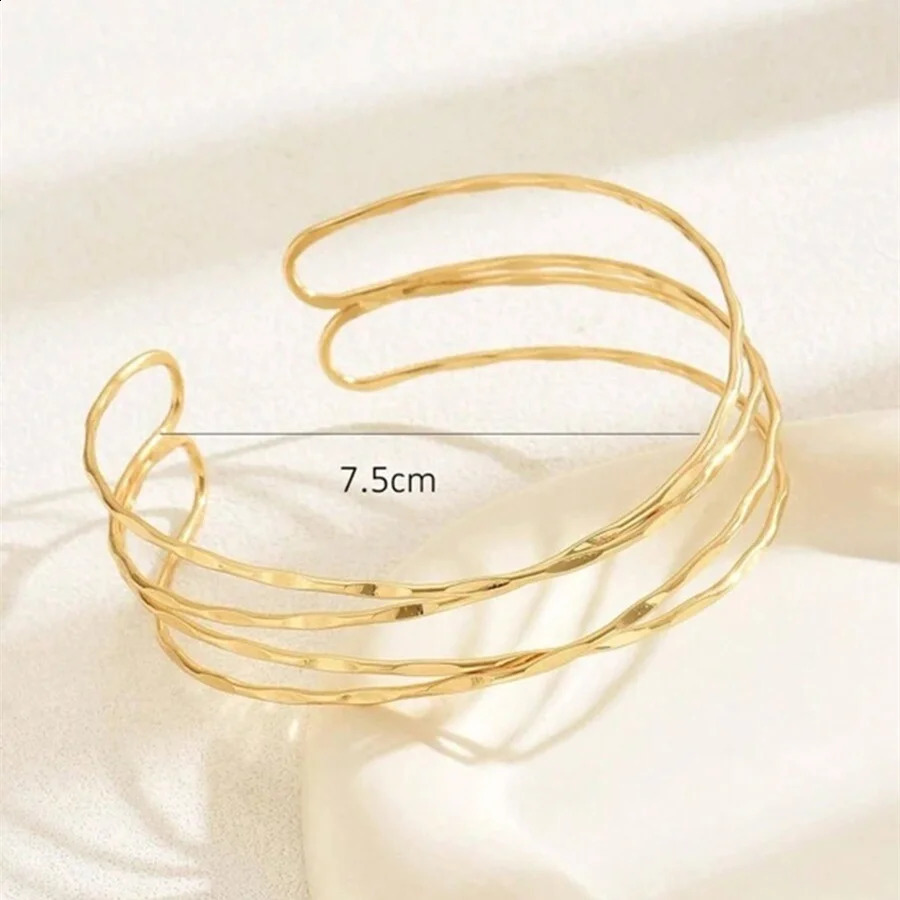 Obega Korean Multilayer Gold Color Cuff Bracelet For Women Punk Style Metal Bracelet Minist n Ins Daily Wear Party Jewelry 250812