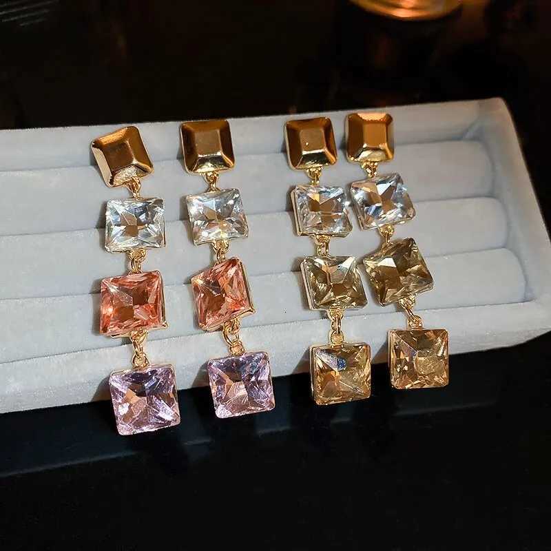 Shiny Colorful Rhinestone Long Tassel Earrings Women Fashion Geometric Square Drop Dangle Earrings Party Wedding Jewelry Gift Y250812