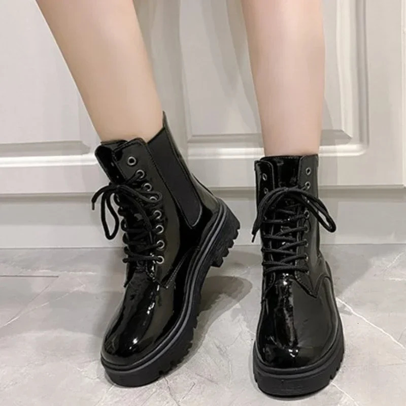 Winter Mid-top Thick Heel Round Toe Motorcycle Shoes Comfortable and Fashionable Glossy/matte Womens Boots 250812