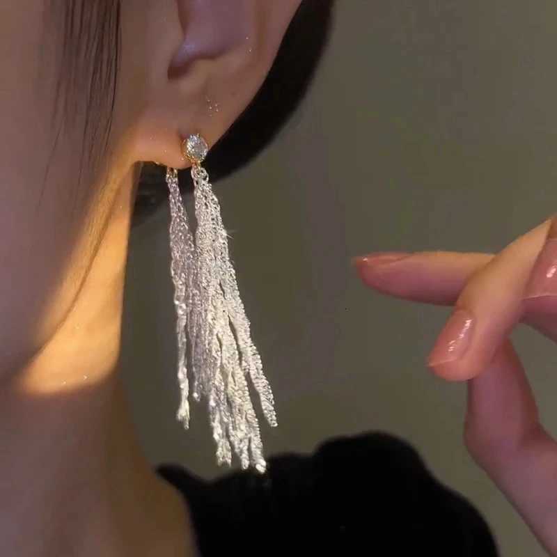 New Trend Zircon Long Waterfall Chain Tassel Earrings for Women Elegant Delicate Temperament Ladies Wedding Party Premium Gift Y250812