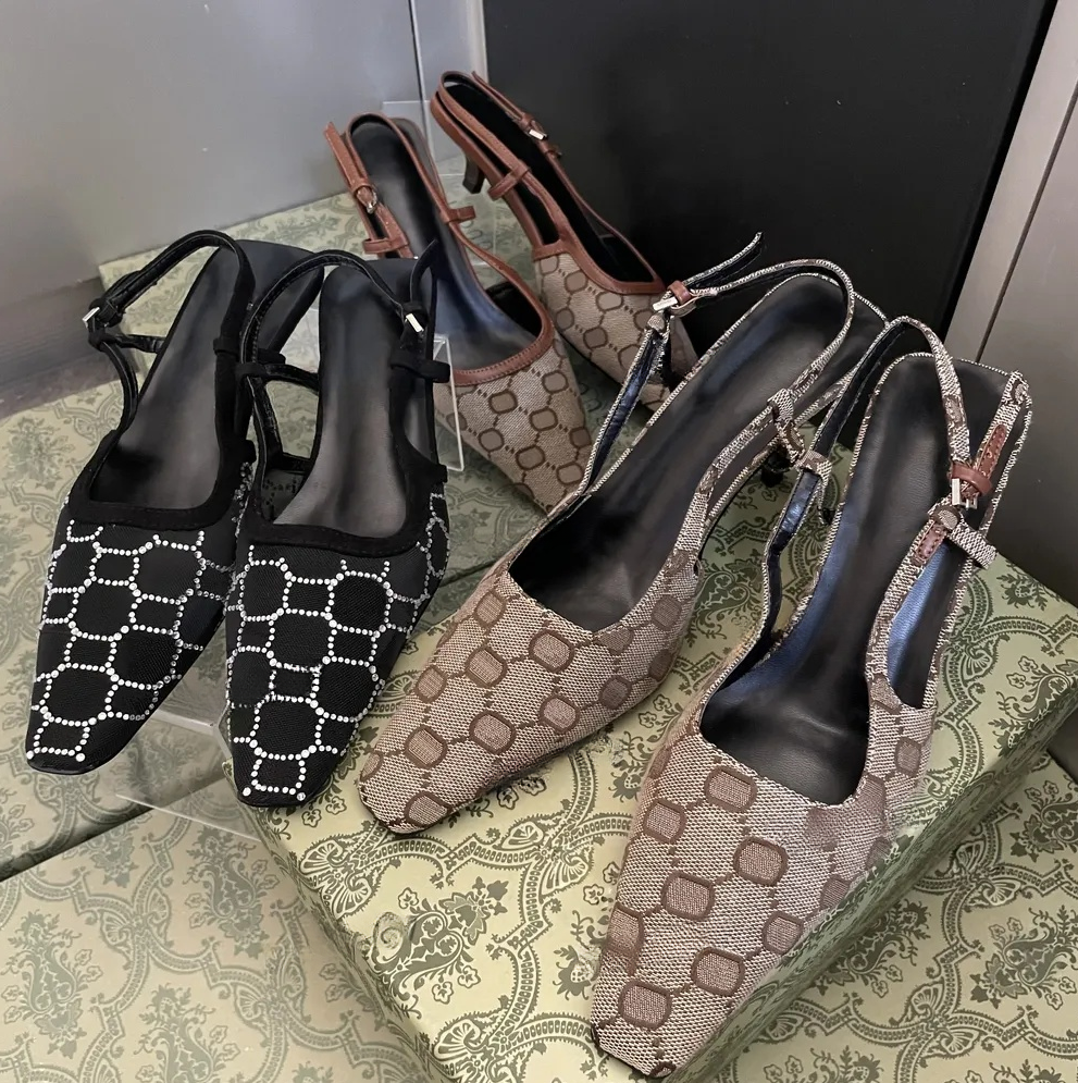 New Brand Sandals Classic slippers Style Details Perfect Customized Fabric/Leather Sheepskin Lining Size 35-42