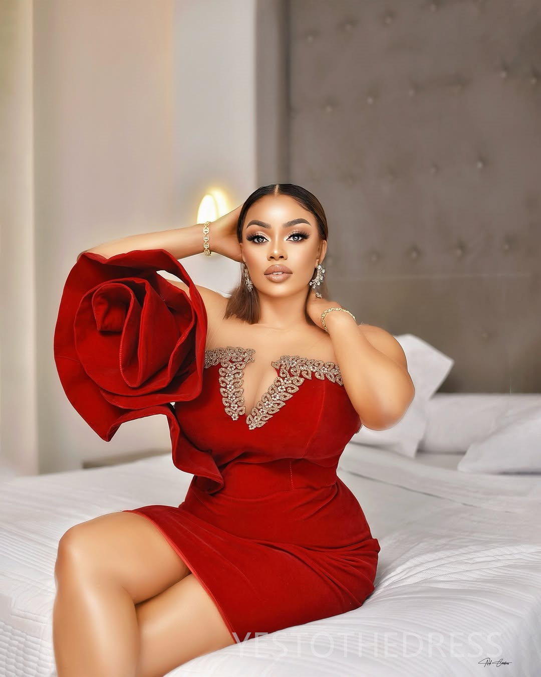 2025 Plus Size Burgundy Cocktail Dresses For Women Short Mini Dress Simple Style Beaded Hand Made Flower Homecoming Dresses Mini Gown For Nigeria Blac