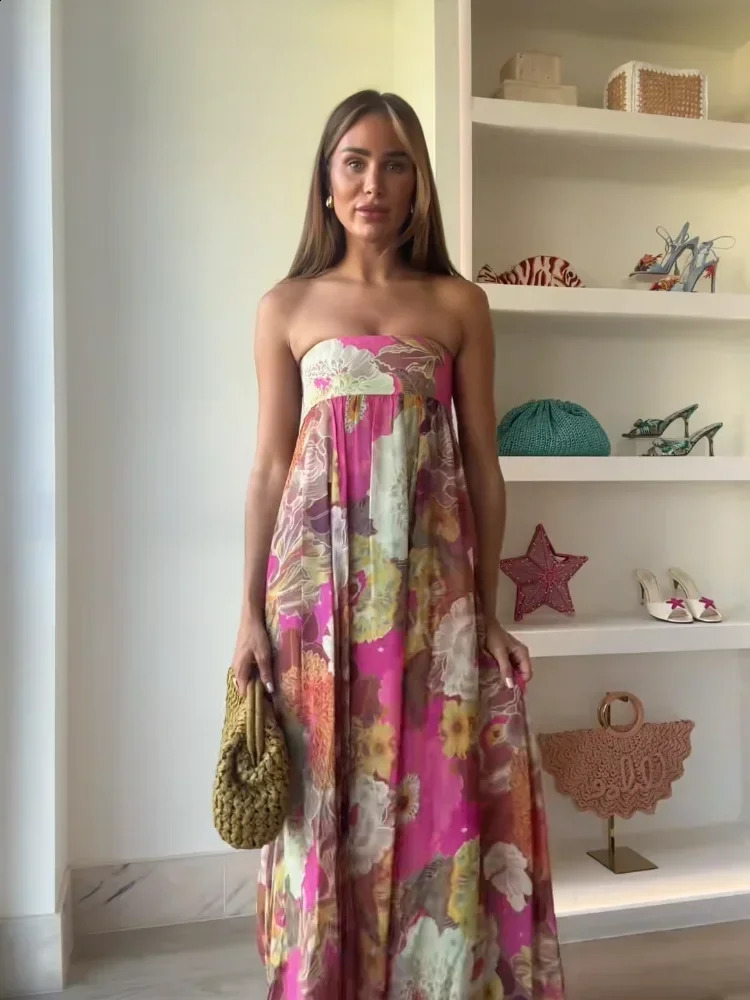 Women Flower Print Pleated Maxi Dress Sexy Backless Sleeveless Off Shoulder Loose Vestidos Summer Vacation Street Robes 250805