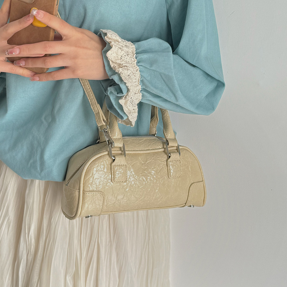 New Handheld Small Square Textured Commuter Niche Design Boston Single Shoulder Crossbody Mori Girl Pillow Bag ddmymarket