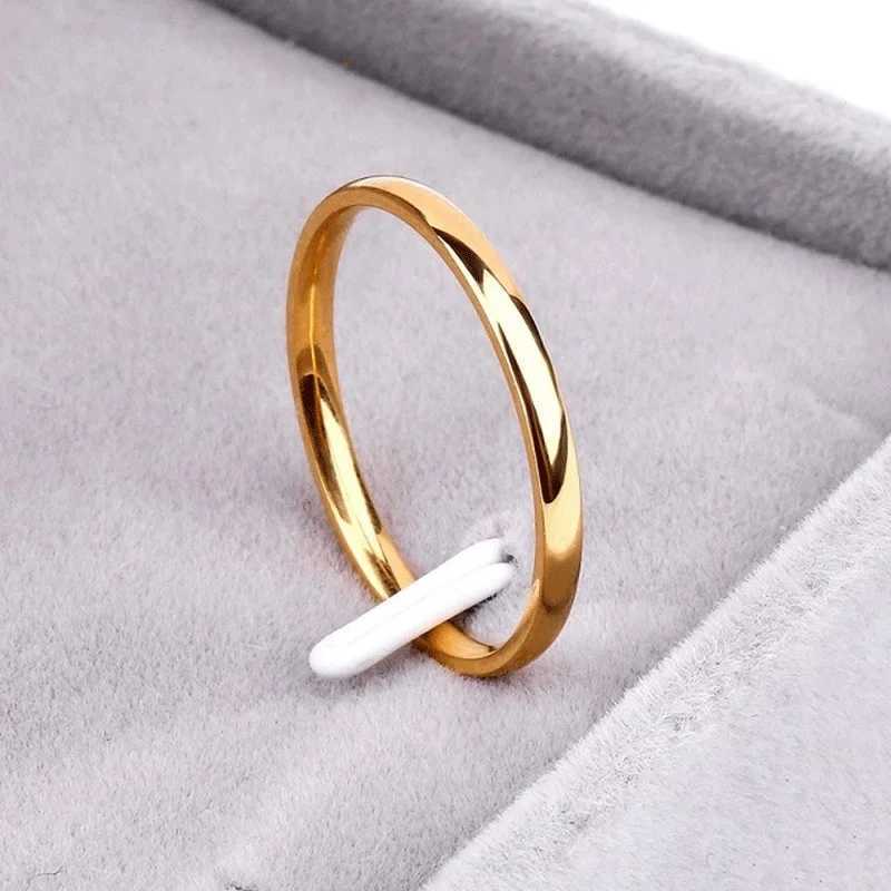 2mm Stainless Steel Rings Gold Color Anti-allergy Smooth Simple Wedding Couples Rings Jewelry W250812