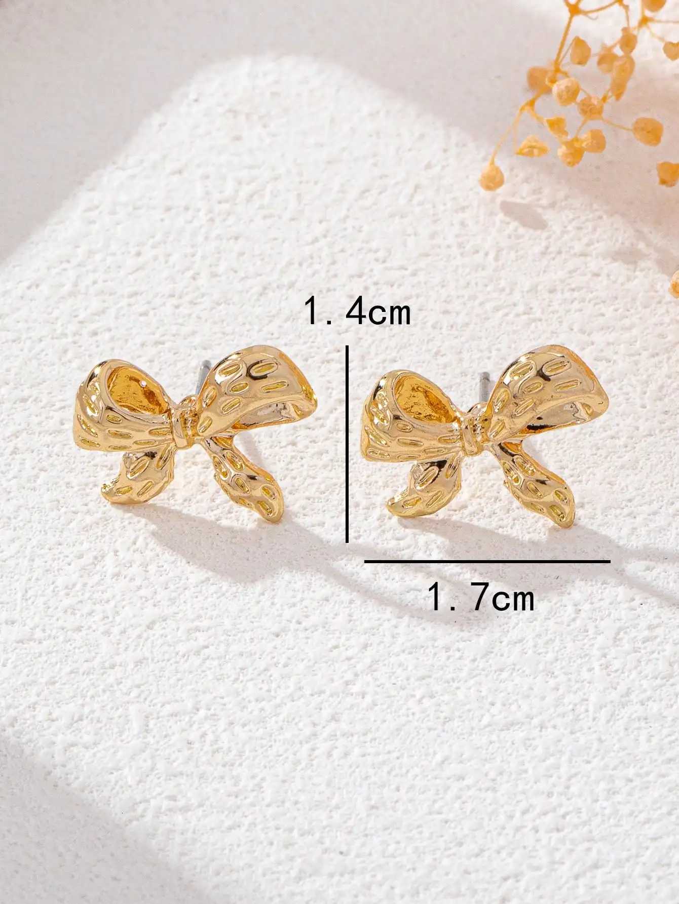 1 Pair Elegant Twisted Bow Knot Stud Earrings Simple Fashionable Everyday Accessory Y250812
