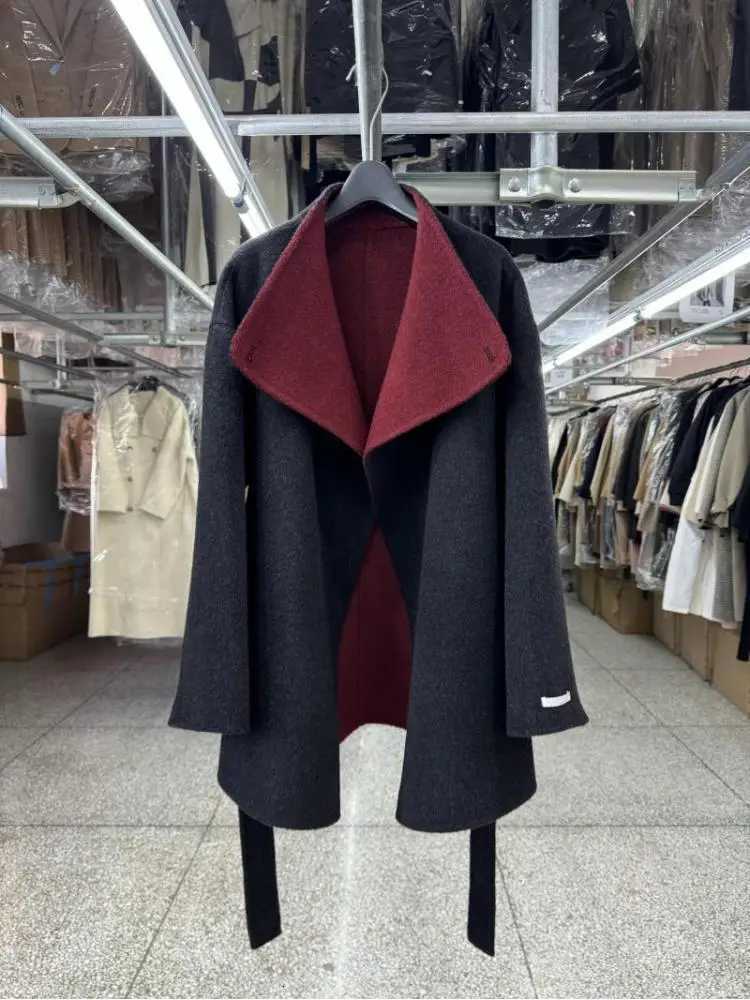 2024 Autumn and Winter Loose Lace-Up Simple Womens Wool Coats with Color-Block Stand Collar Short Office Lady Woolen Jackets Z250813