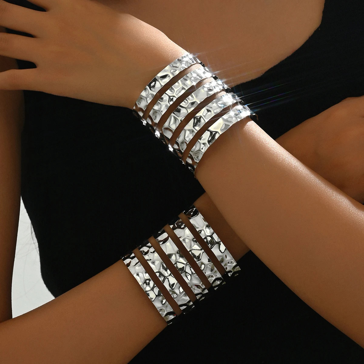 Obega 2 PCS Multilayer Wide Face Metal Cuff Bracelet For Women Punk Gold Silver Color Bracelet Exaggerated Party Jewelry 250812