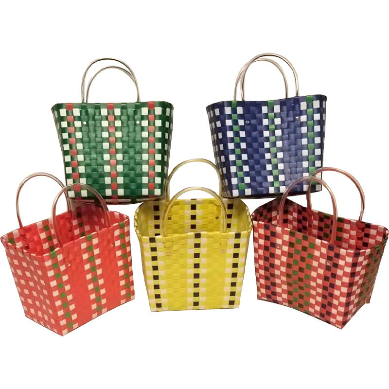 New plastic woven vegetable basket beach bag women's spring and summer handbag portable picnic basket