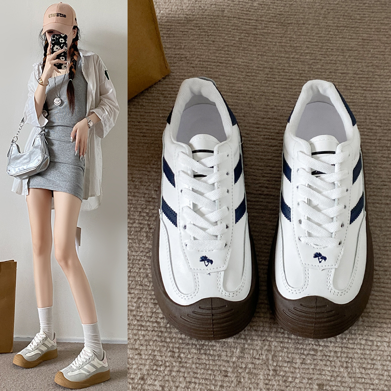 New Design Fashion Casual Shoes Outdoor Lace Up Sneakers for Women Female Comfortable Versatile Sport Shoes Vulcanize Shoes Retro PU Board Shoes Trend