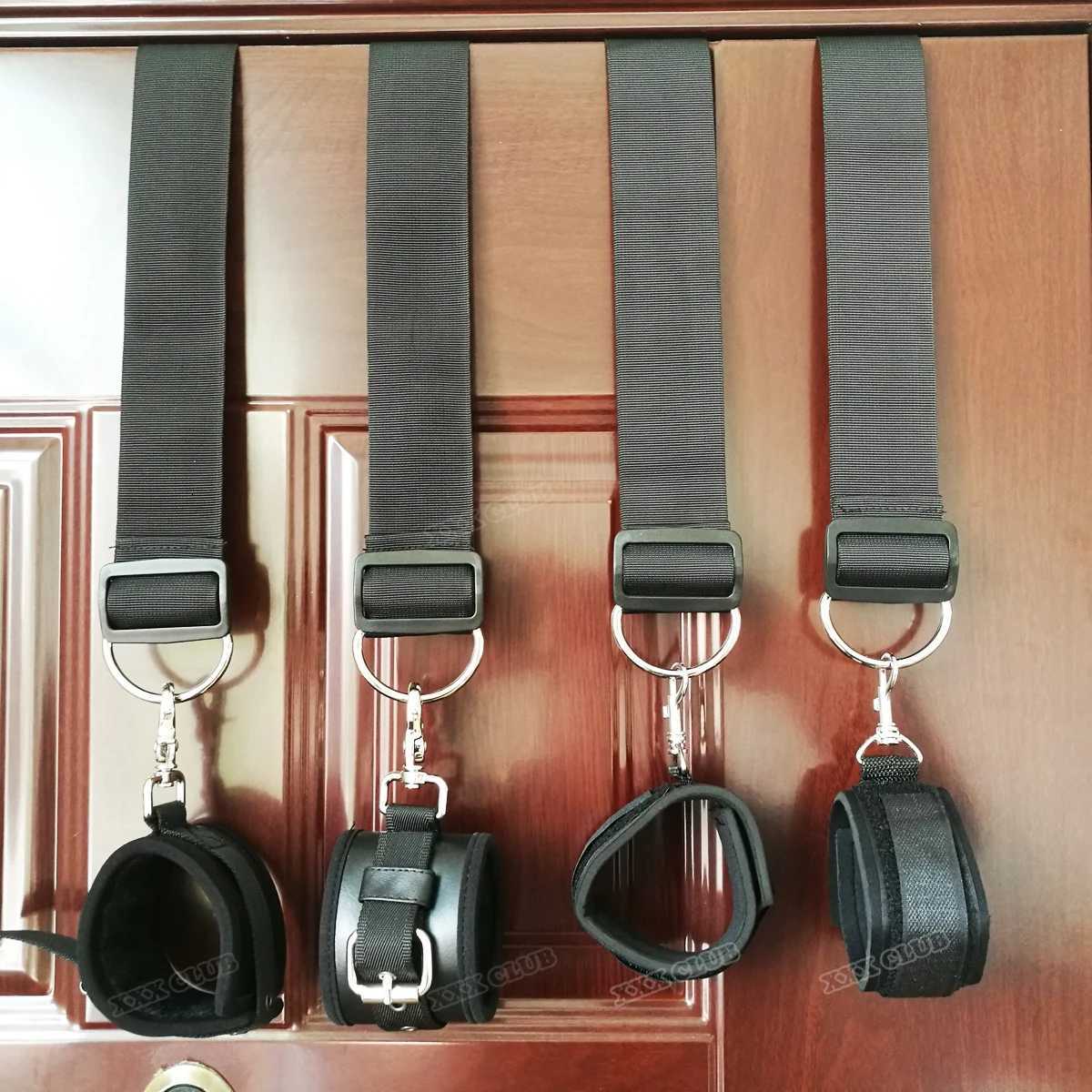 Puppy Play Hang On Door Wrist Cuffs Bondage Handcuffs for Sex Swing Suspension Hand Cuffs Restraint Sex Toys for Adults GamesXJ250813