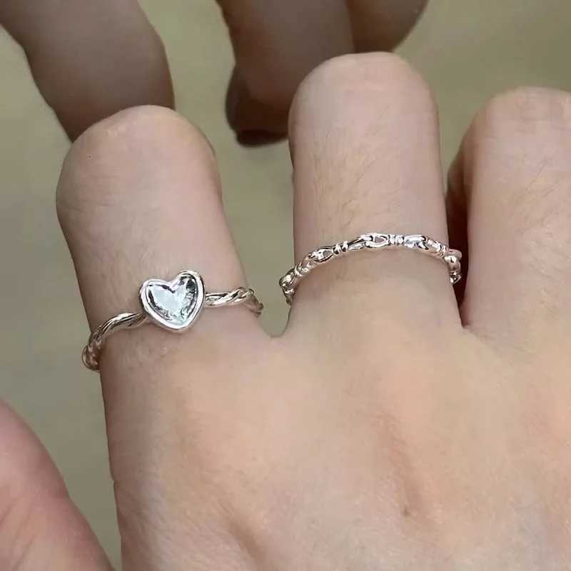 Simple Love Heart Chain Ring for Women Silver Color Opening Adjustable Ring Engagement Wedding Jewelry Fashion Girlfriend Gifts W250812