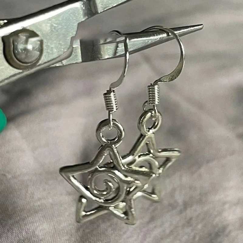 1pair Korean Fashion Cute Star Swirl Earrings Gothic Charms Rivet Earrings Women Punk Grunge Jewelry Vintage Accessories Cool Y250812