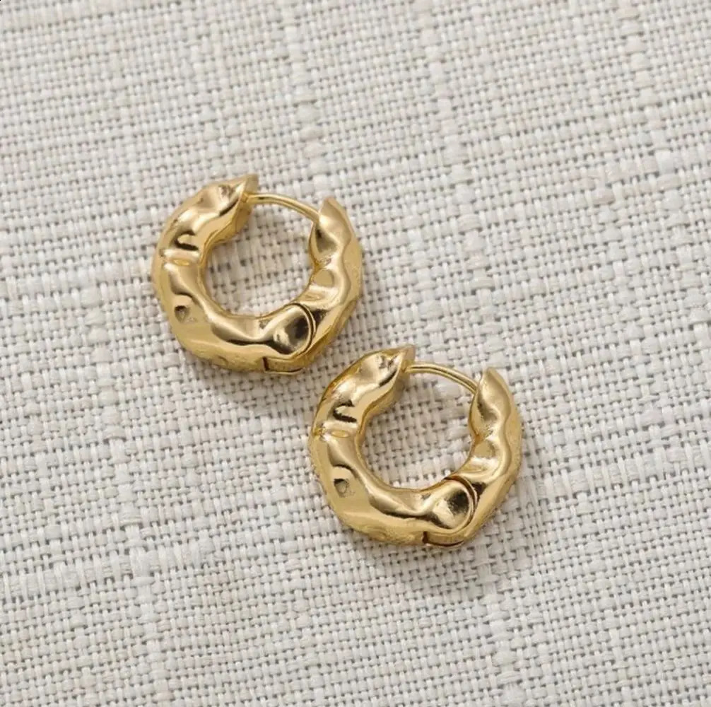 Mariasz Minimalist Sell Trendy Plated Gold Color Circle Earrings for Women Ear Hoop Earring Classic Jewelry 250812