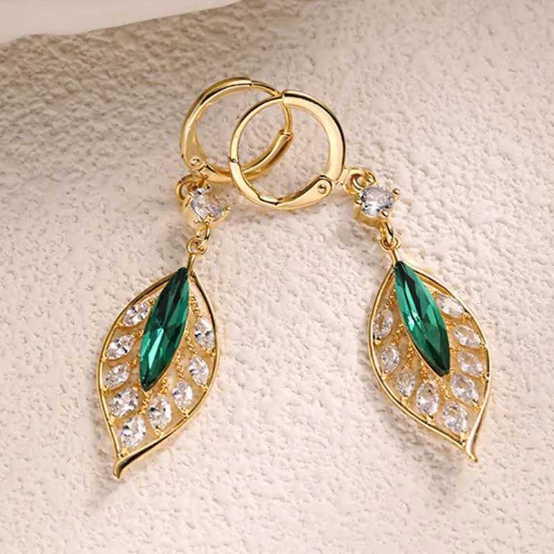 New Fashion Black Crystal Tassel Drop Earrings For Women Exquisite Micro Inlaid Cubic Zircon Leaves Earring Wedding Jewelry Y250812