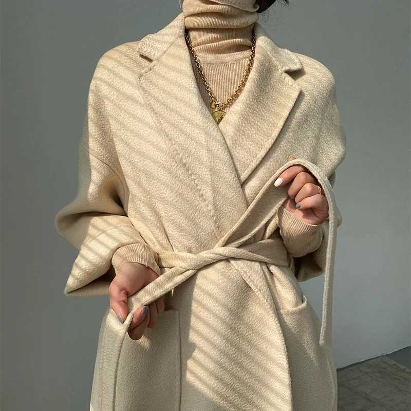 Autumn Winter Fashion Double-sided Cashmere Coat Women Thick Water Ripple Cropped Wool Coat Loose Lapel Neck with Belt Z250813