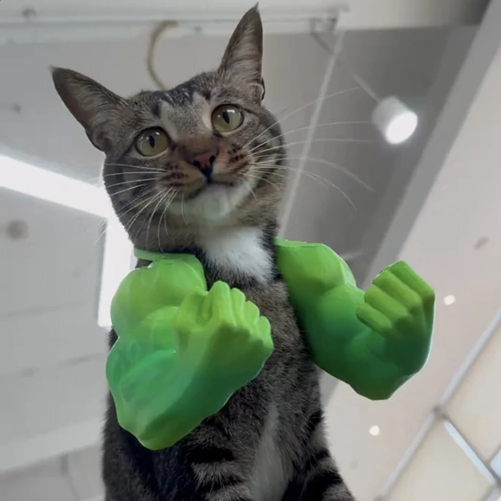 Super Invincible Cat Fist Hulk Arm Unique Innovative 3DPrinted Give Cats An Invincible Body For Costume Accessories 250813