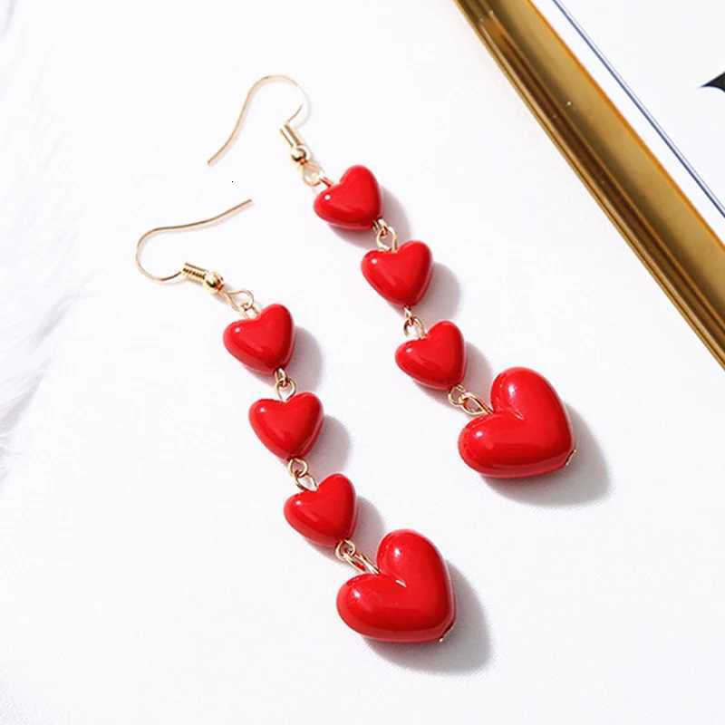 Long Red Heart Earrings Sweet Korean Cute Tassel Drop Earrings for Women Girls Fashion Party Dangle Earrings Jewelry Gifts Y250812