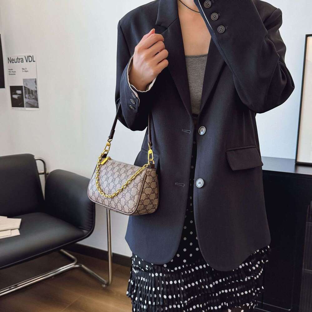 DHessentials 2025 Spring Fashion Small Crossbody Bag, PVC Chain Shoulder Bag with Colorblock Design, Causal Daily Purse for Women