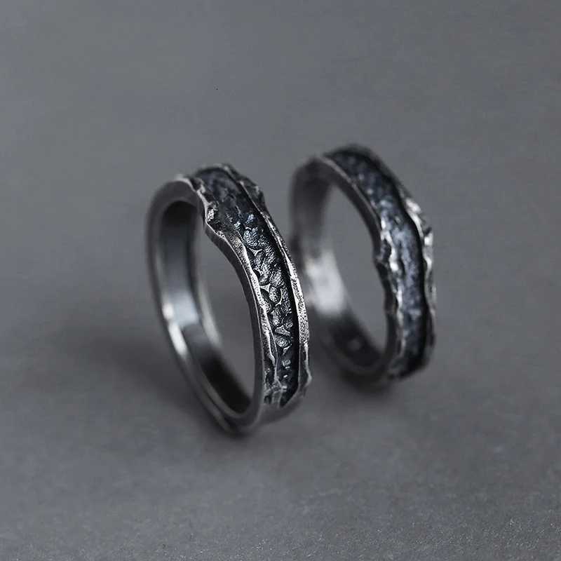 1 Pair New Trendy Abyss Couple Ring Simple Personality Cold Wind Ring Retro Old Student Men and Women Couple Ring Jewelry Gift W250812