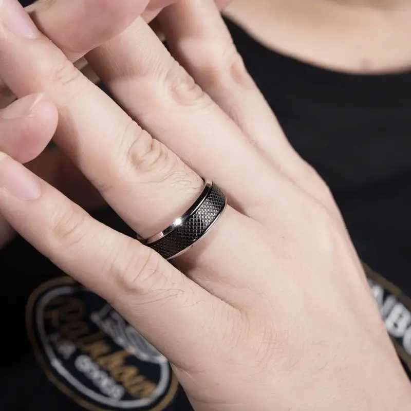 High Quality Stainless Steel Men Rings Western Titanium Steel Black White Ring For Fashion Jewelry W250812