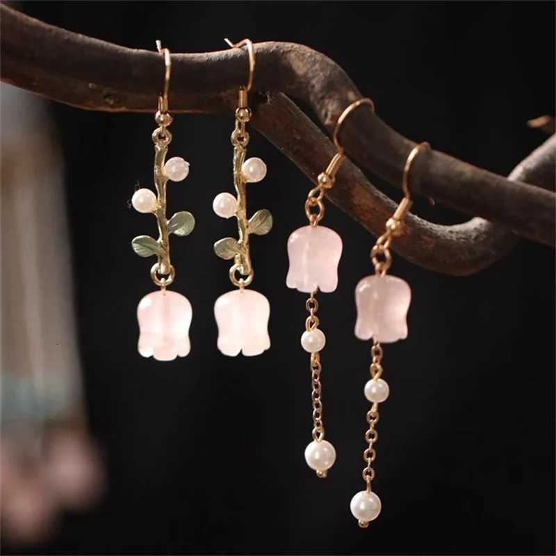 2025 New Sweet Temperament Small Fresh Bamboo White Lily Of The Valley Flower Earrings Elegant And Gentle Asymmetric Earrings Y250812