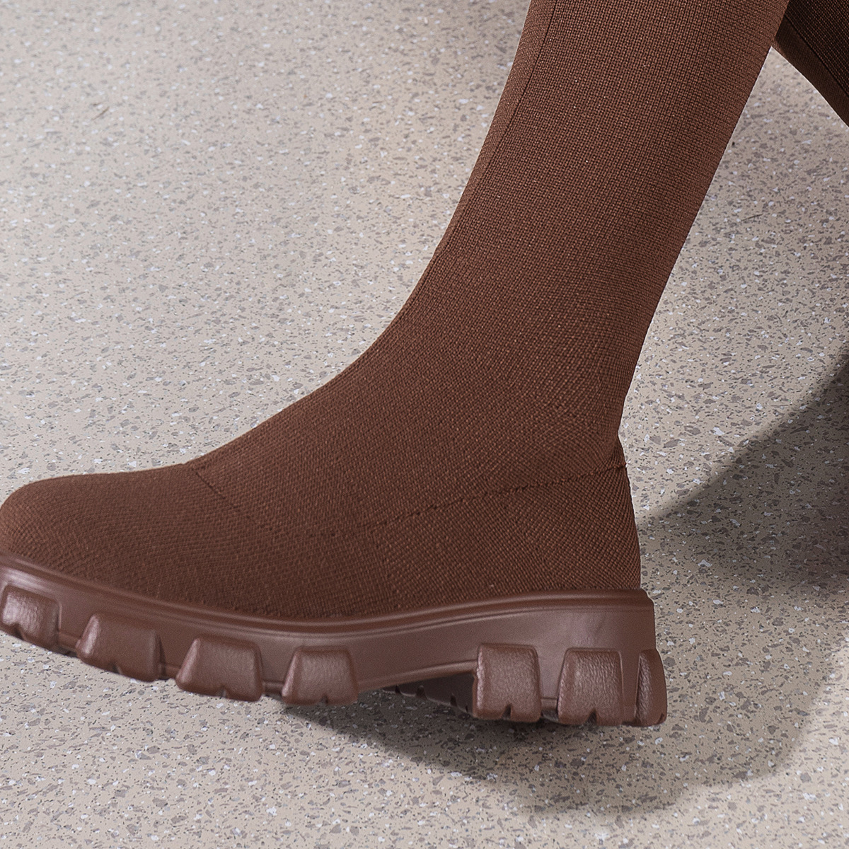 Free Shipping Designer New Plus Sizes 36-43 Knitted MidCalf Sock Boots Women 2025s Fall Winter Hot Style Round Toe Chunky Heel Martin Boots Military G