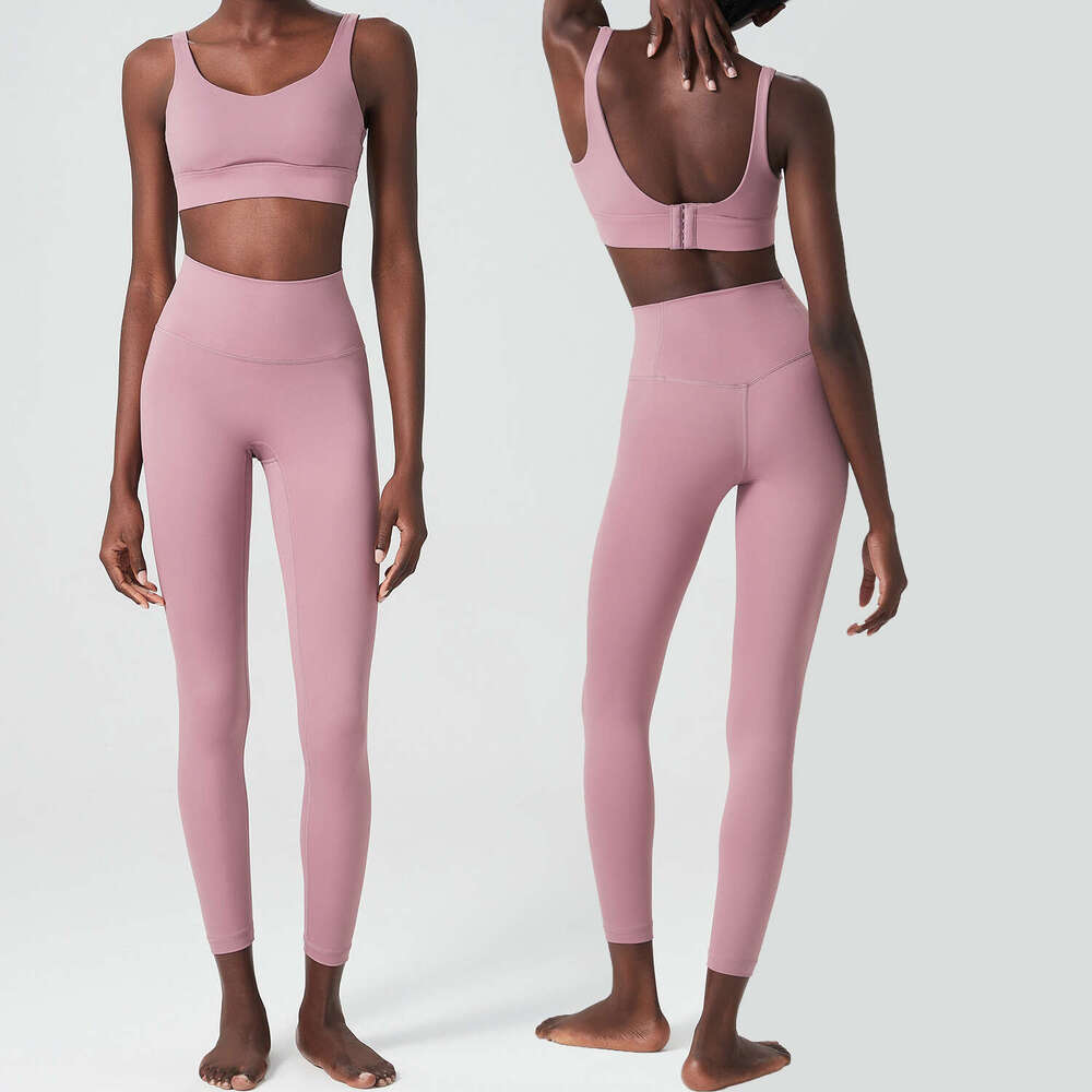 Plus Size Women's Sleeveless Spandex Yoga Set for Outdoor Recreation