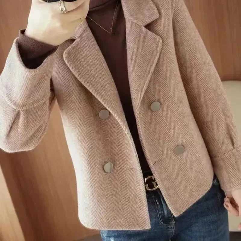 2025 Autumn Winter Double Sided Women Woolen Coat New Fashion Solid Short Outerwear Loose Double Breasted Wool Jacket Female Top Z250813