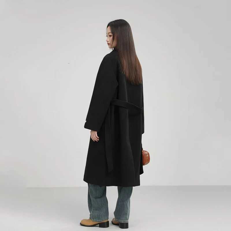 Winter Korean Women Faux Woolen Coats Harajuku Elegant Lapel Solid Belt Thick Long Coats Female Loose All Match Blends Outerwear Z250813