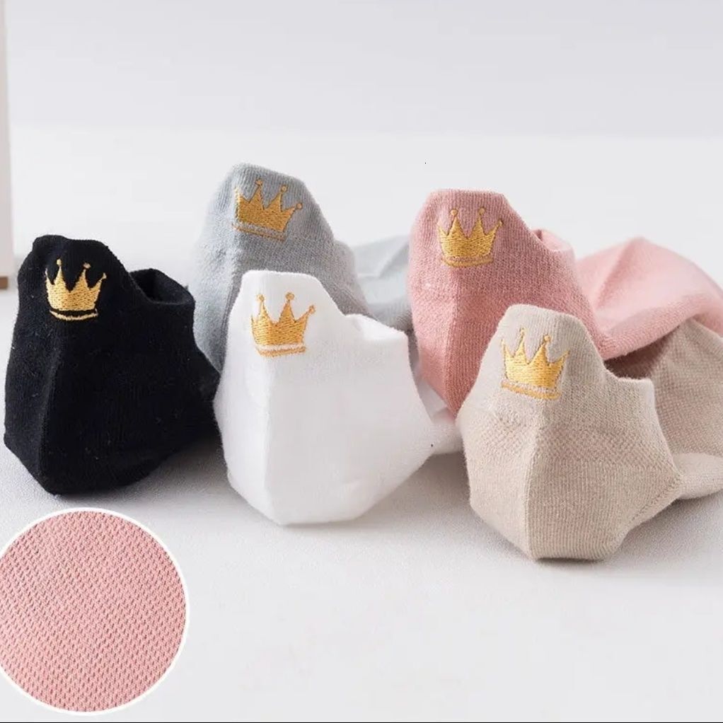 Crown Boat Socks for Women, Mesh Summer Thin Trendy Shallow Mouth Short Tube Socks, Jacquard Style, Breathable, Non-Embroidered, Odor-Resistant