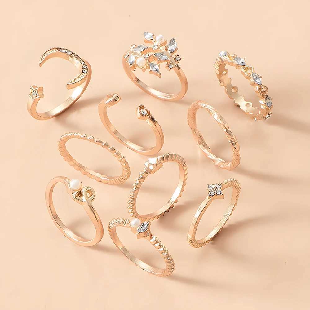 10Pcs Ring Set for Women Gold-color Chain Ring Set Bohemian Style Coin Snake Moon Star Party Leaves Love Trend Gift Jewelry W250812