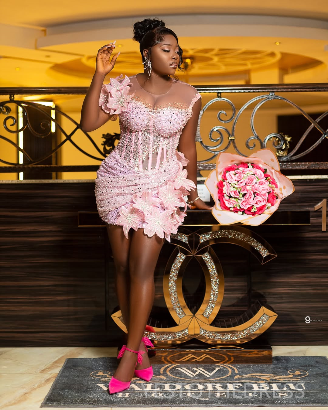 2025 Plus Size Pink Cocktail Dresses For Women Short Mini Dress Appliqued Illusion Sheath Lace Flora Homecoming Dresses Mini Gown For Nigeria Black Gi