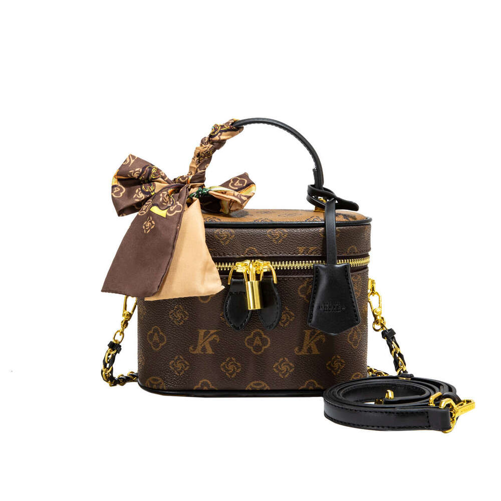 Hot Selling Monica Handheld Makeup Crossbody For Women, High-End Vintage Fashion Box Bag, Trendy Versatile Shoulder Bag Designer Bags