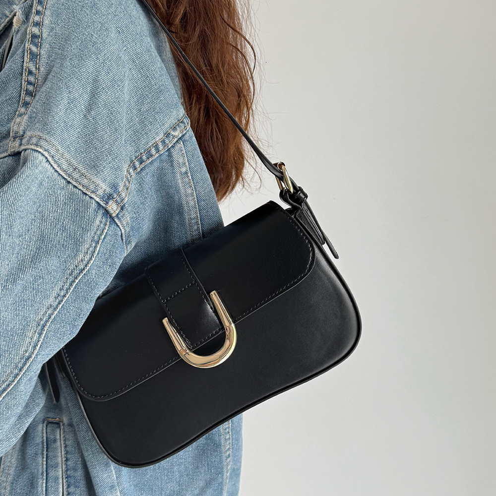 Burgundy Handbag for Women 2025 New Style Handheld Underarm Textured Versatile Crossbody French Niche Single Shoulder Shiny Bag ddmymarket