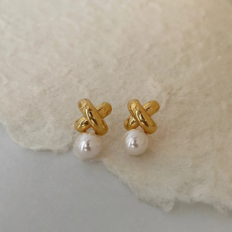 Arrival Stud Earrings Fashion Water Drop Simulated-pearl Vintage Cross Pearl Earrings Simple Light Jewelry 250812