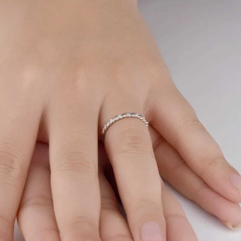 925 Sterling Silver with 18K Gold Plated Full Moissanite Ring Diamond Engagement Wedding Bridal Band Jewelry for Women W250812