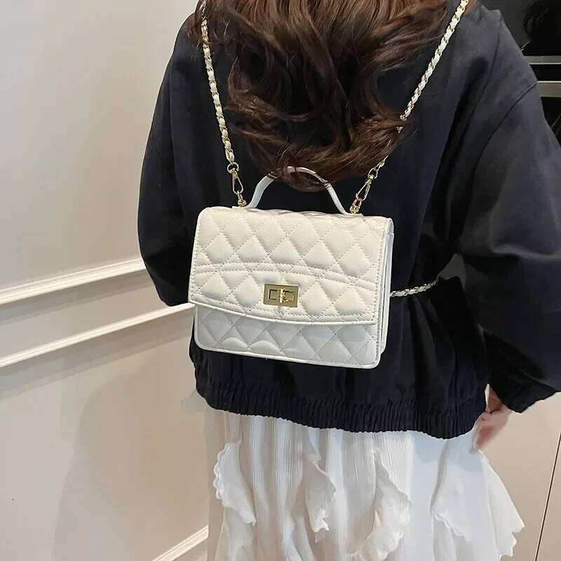 Hot Selling Highly Fashionable Women's Quilted Chain Handbag - Handheld & Single Shoulder Multifunctional Design Designer Bags