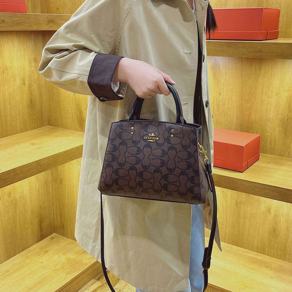 2025 Autumn/Winter New Bucket Women's Fashion Printed Handbag Versatile Large Capacity Shoulder Bag