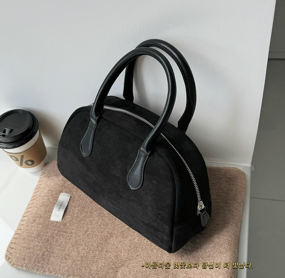 Korean Autumn Winter New Niche Design Ins Suede Handbag for Women Texture Versatile Commuting Bowling Bag ddmymarket
