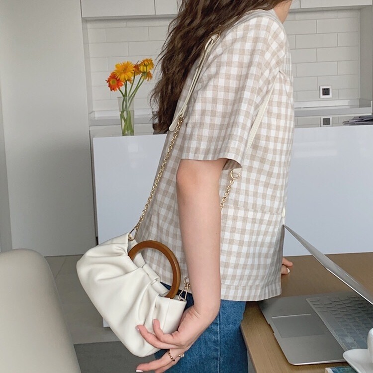 Niche Design Wooden Handle Wrinkled Cloud Handbag for Women 2025 New Ins Style Crossbody Chain Small Bag Fashion Trend ddmymarket
