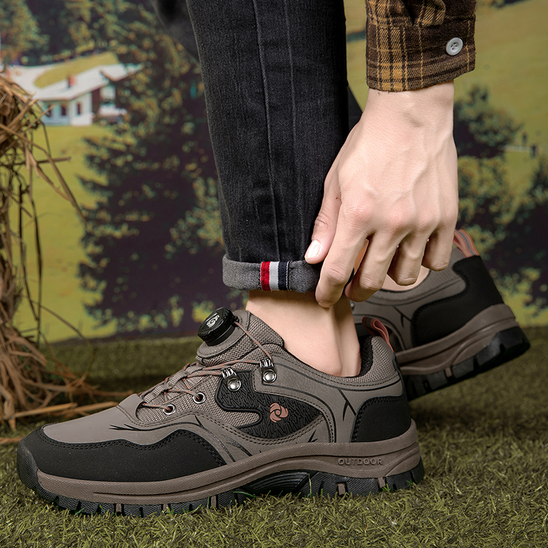 Waterproof mountaineering shoes; durable automatic buckle casual shoes for men; outdoor hiking and trekking sports shoes.